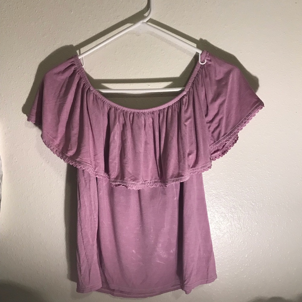 American Eagle: Off the shoulder top